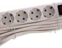 Prelungitor cu protectie la supratensiune 5m 6 prize Schuko Well